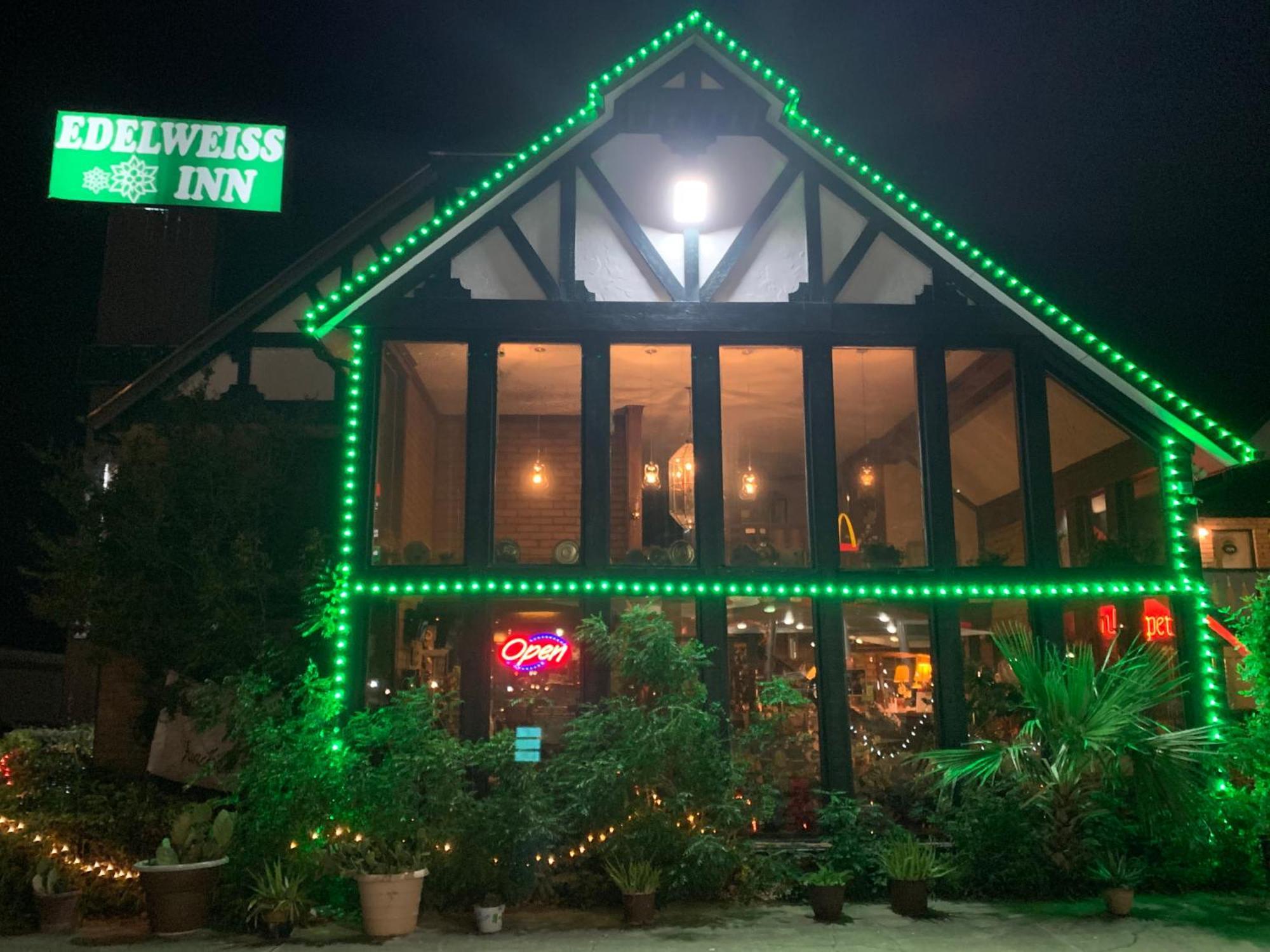 Edelweiss Inn Ню Браунфелс Екстериор снимка